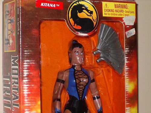 ActionFigure_MortalKombatTrilogy_Kitana_03.jpg