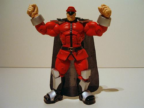 ActionFigure_Streetfighter_MrBison_01.jpg