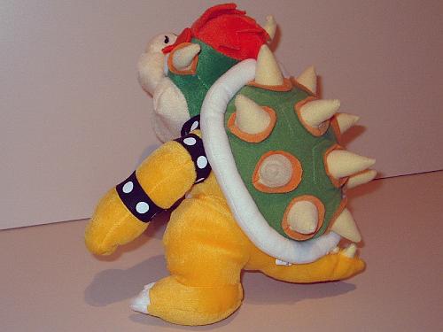 Pluche_Bowser_Nintendo_04.jpg